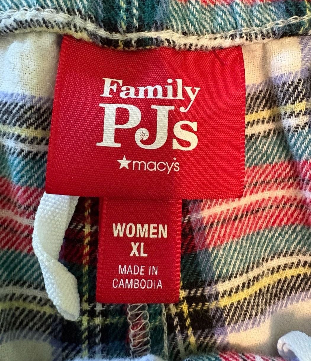 GUC Family PJs Women's Plus Size Thermal PJ Set - Red Top & Plaid Pants, Size XL 10
