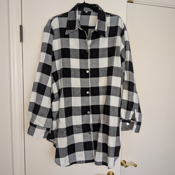 Women's Black and White Buffalo Plaid Button-Down Long Sleeve Tunic Shirt Size 2XL