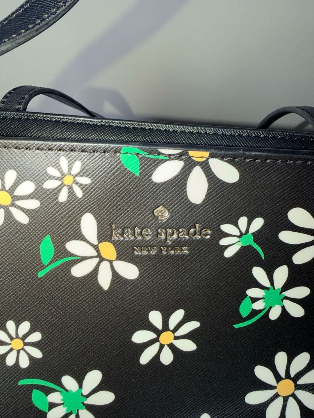 Kate Spade New York Dana Daisy Tote Black Multi Flower Saffiano Leather Handbag 4