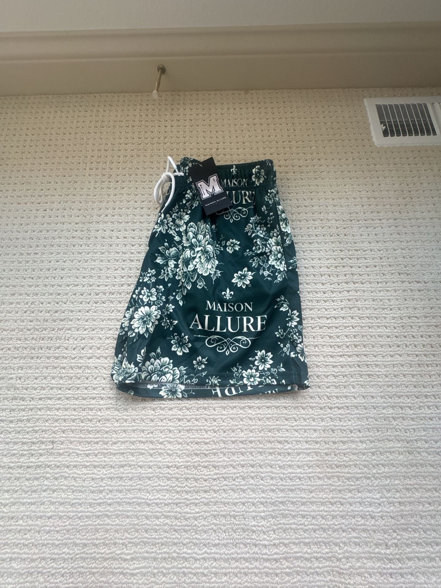 Maison Allure Dark Green and White Floral Print Shorts 4