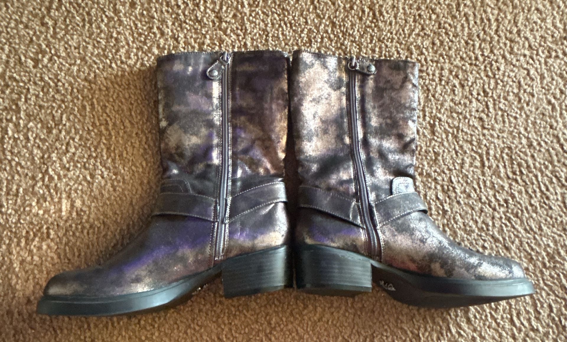 Simply Vera Vera Wang Bronze Metallic Moto Boots Size 6.5 Medium 4
