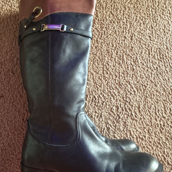 Tommy Hilfiger Women's Delphy Leather Two-Tone Riding Boots Black Tan Size 7M