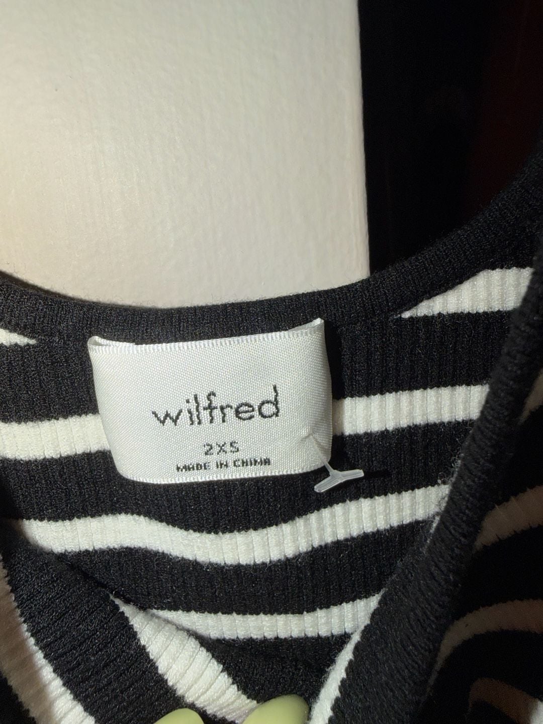 Wilfred Aritzia Brio Tank Black White Striped Ribbed Knit Cropped Top 5
