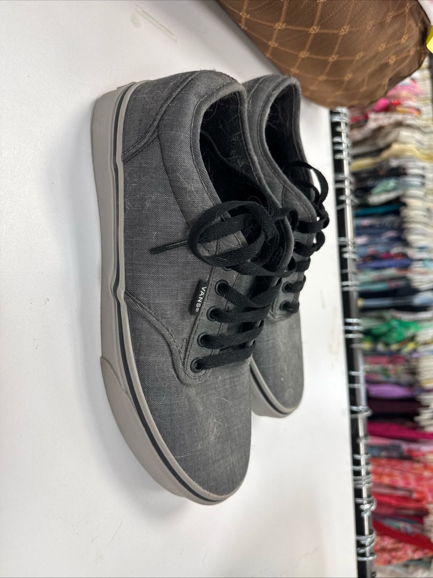 Men’s Vans size 9 3