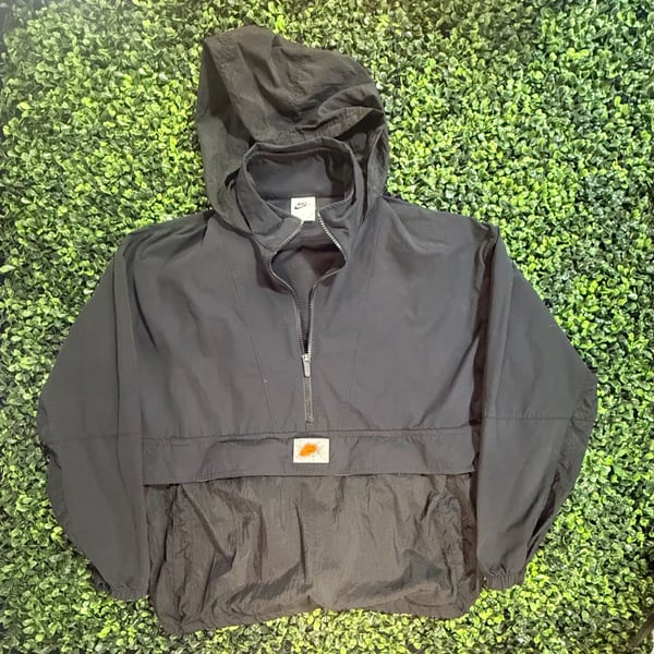 Nike Sports Utility Revolution 1/2 Zip Pullover Hooded Anorak Windbreaker Jacket Black