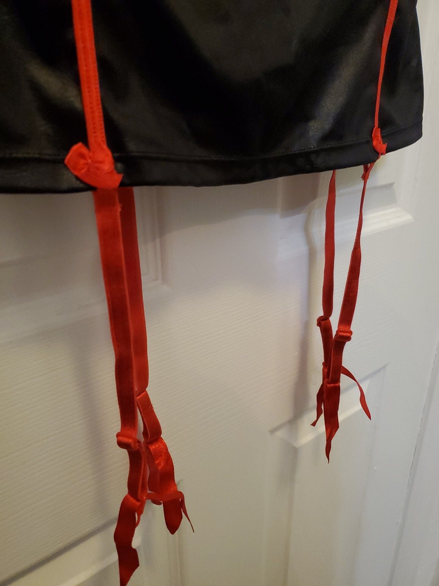 RARE Vintage Y2K Morbid Threads Black & Red Satin Bustier Corset Top 36D 7