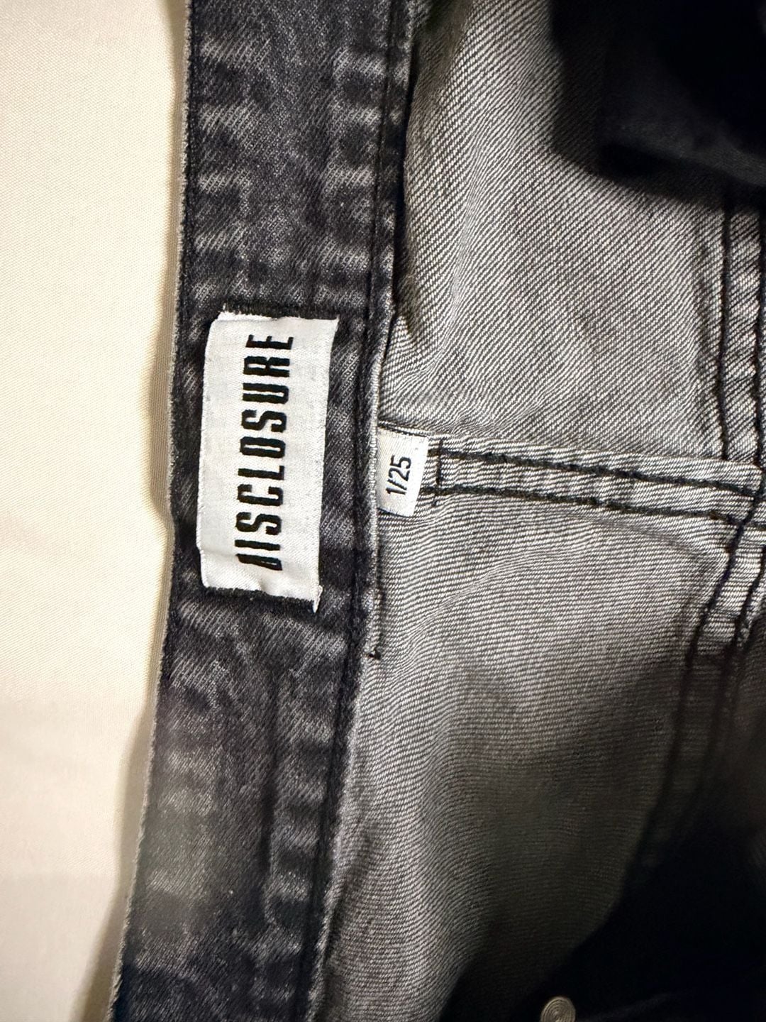 Disclosure Black Wash Wing Printed Low Rise Wide Leg Jeans Size 25 5