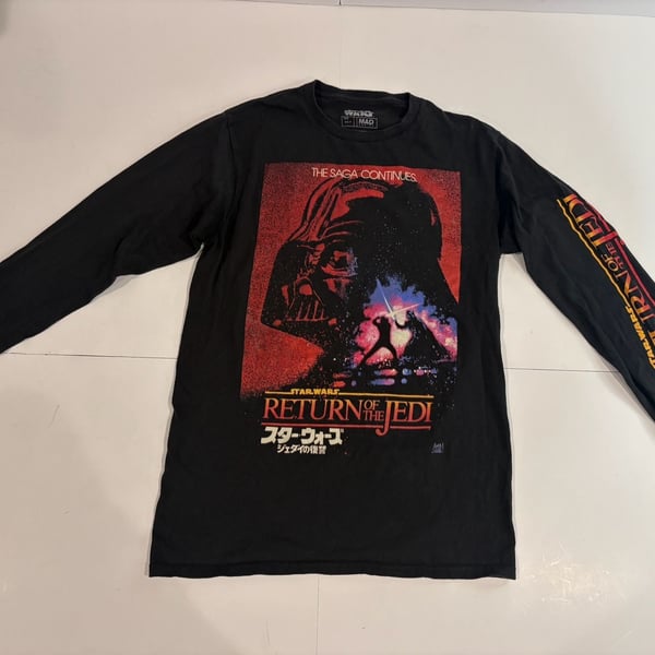 Mad Engine Star Wars Return of the Jedi Darth Vader Long Sleeve Graphic T-Shirt