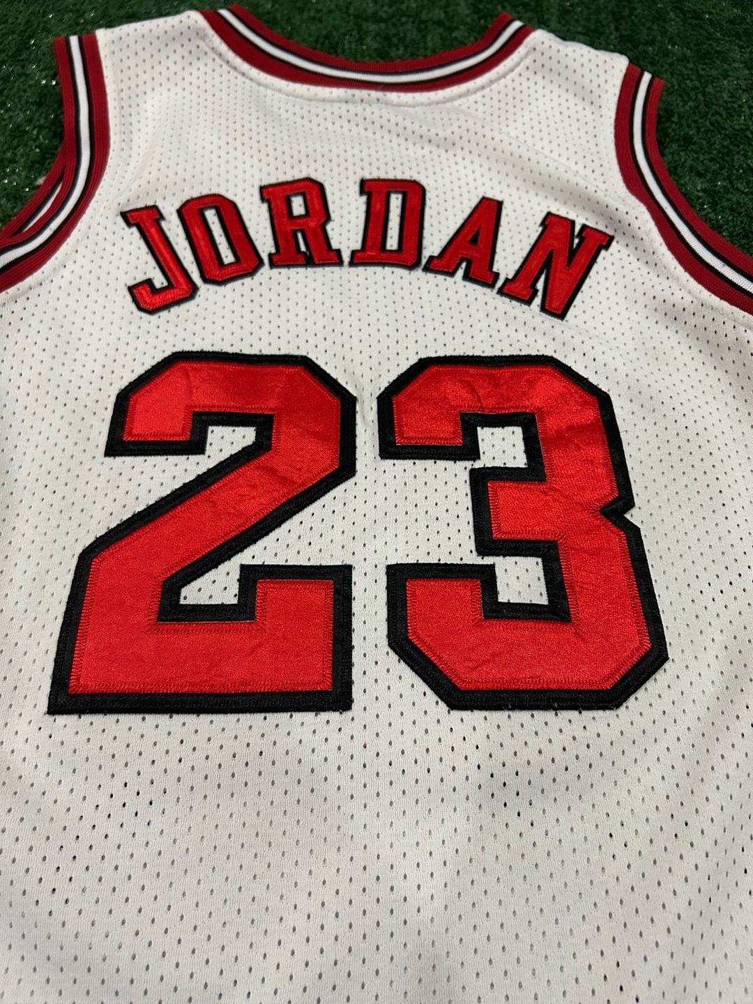 Nike Authentic Michael Jordan Chicago Bulls Jersey White 23 Size 48 4