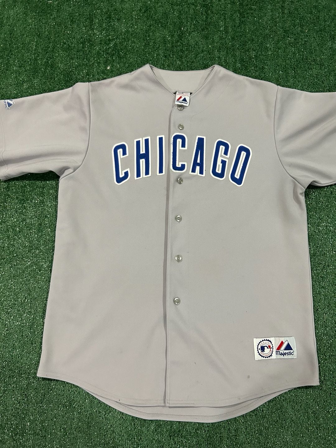 Chicago Cubs Majestic Gray Button-Down Jersey - Wood 34 2