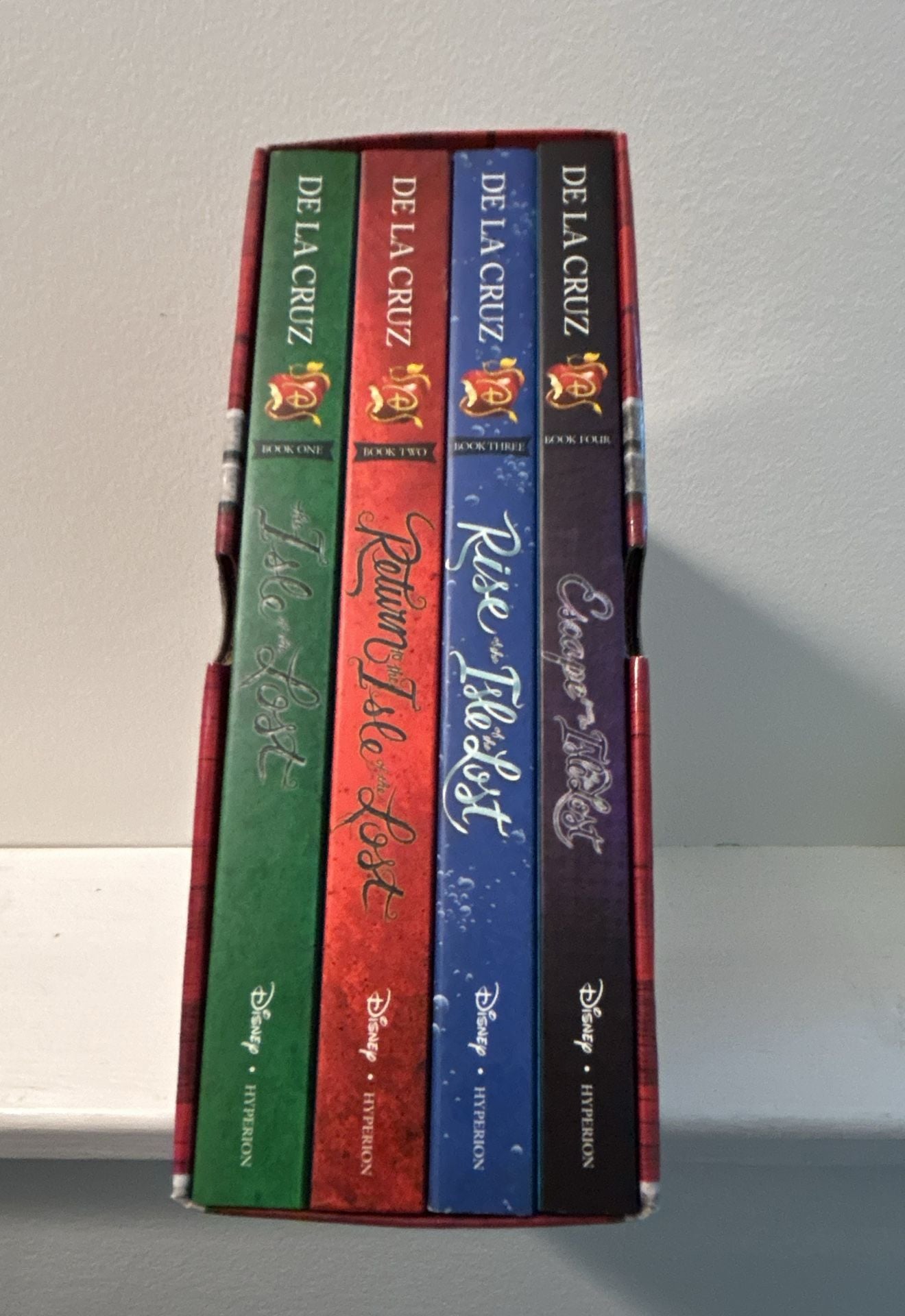 Disney Descendants The Isle of the Lost Four Paperback Box Set 2