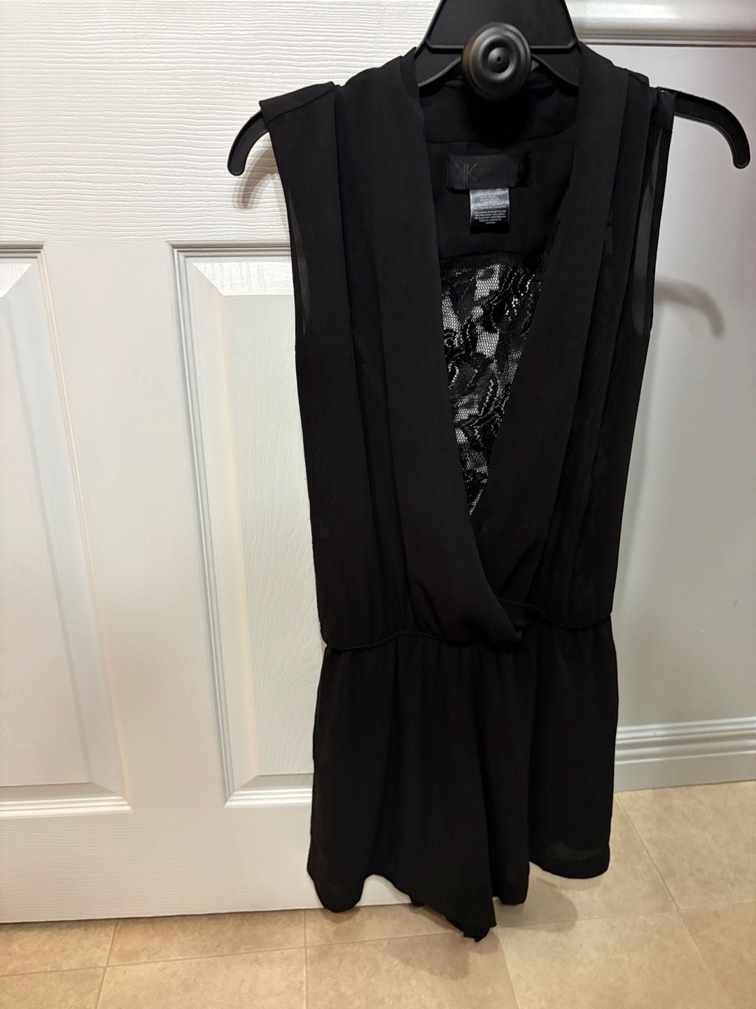 Kardashian Kollection Women's Black Lace Back Romper 2