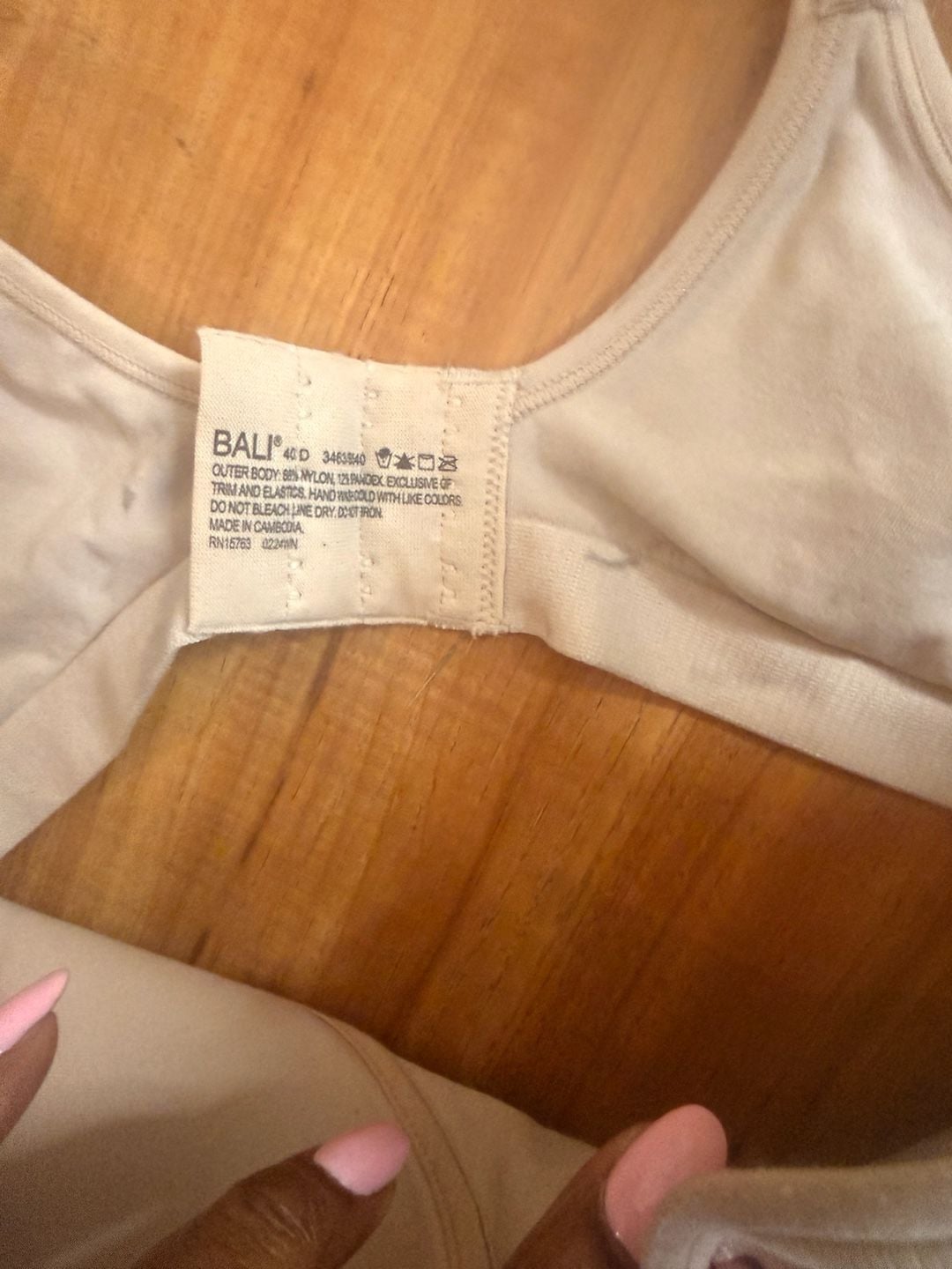 Bali Comfort Revolution 3463 Bras 40D Beige Wirefree Lot of 3 6