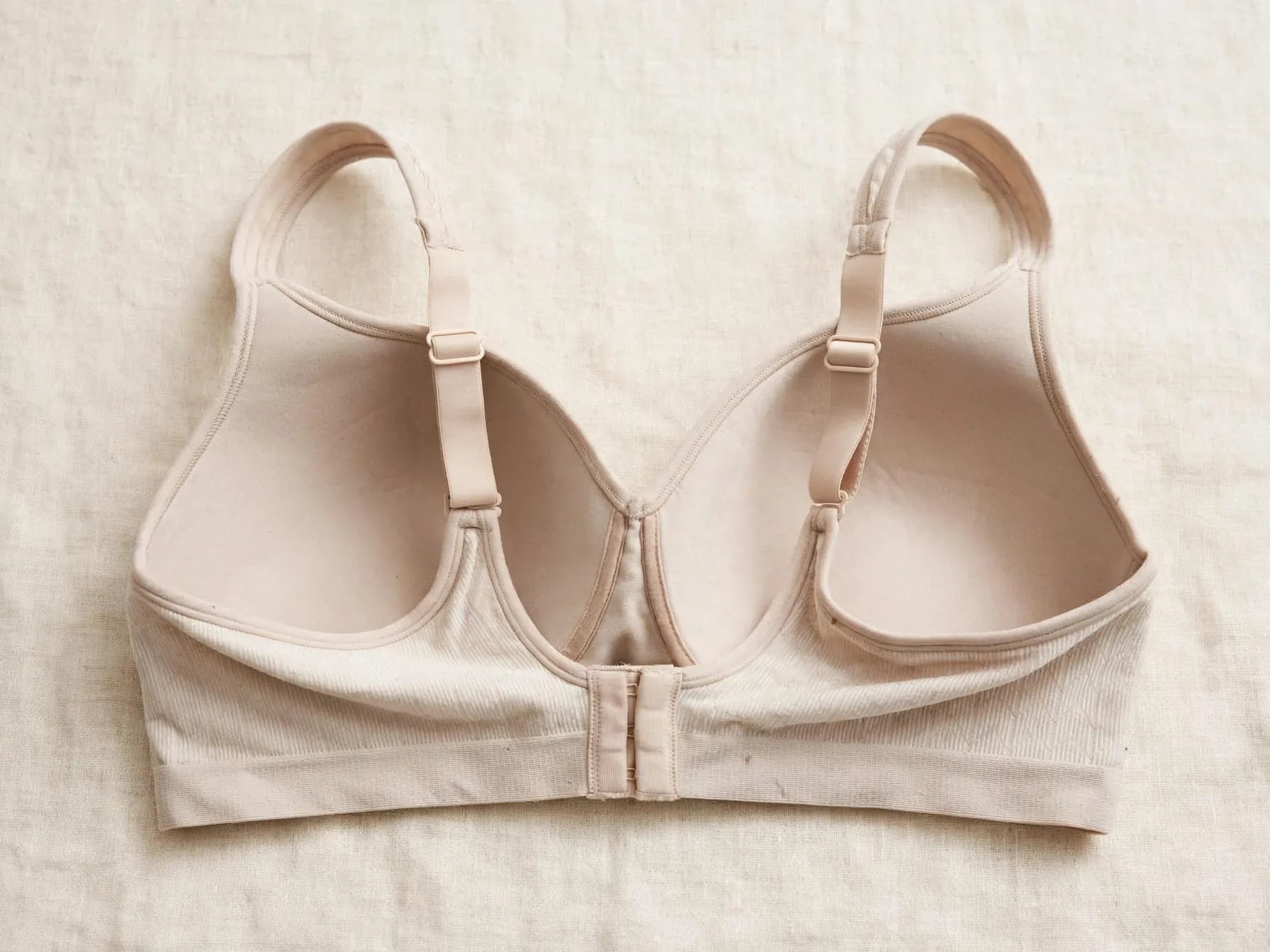 Bali Comfort Revolution 3463 Bras 40D Beige Wirefree Lot of 3 9
