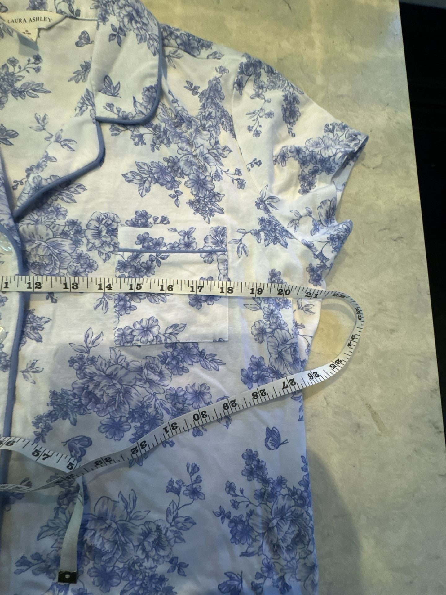 Laura Ashley Blue Floral Print Pajama Set 5