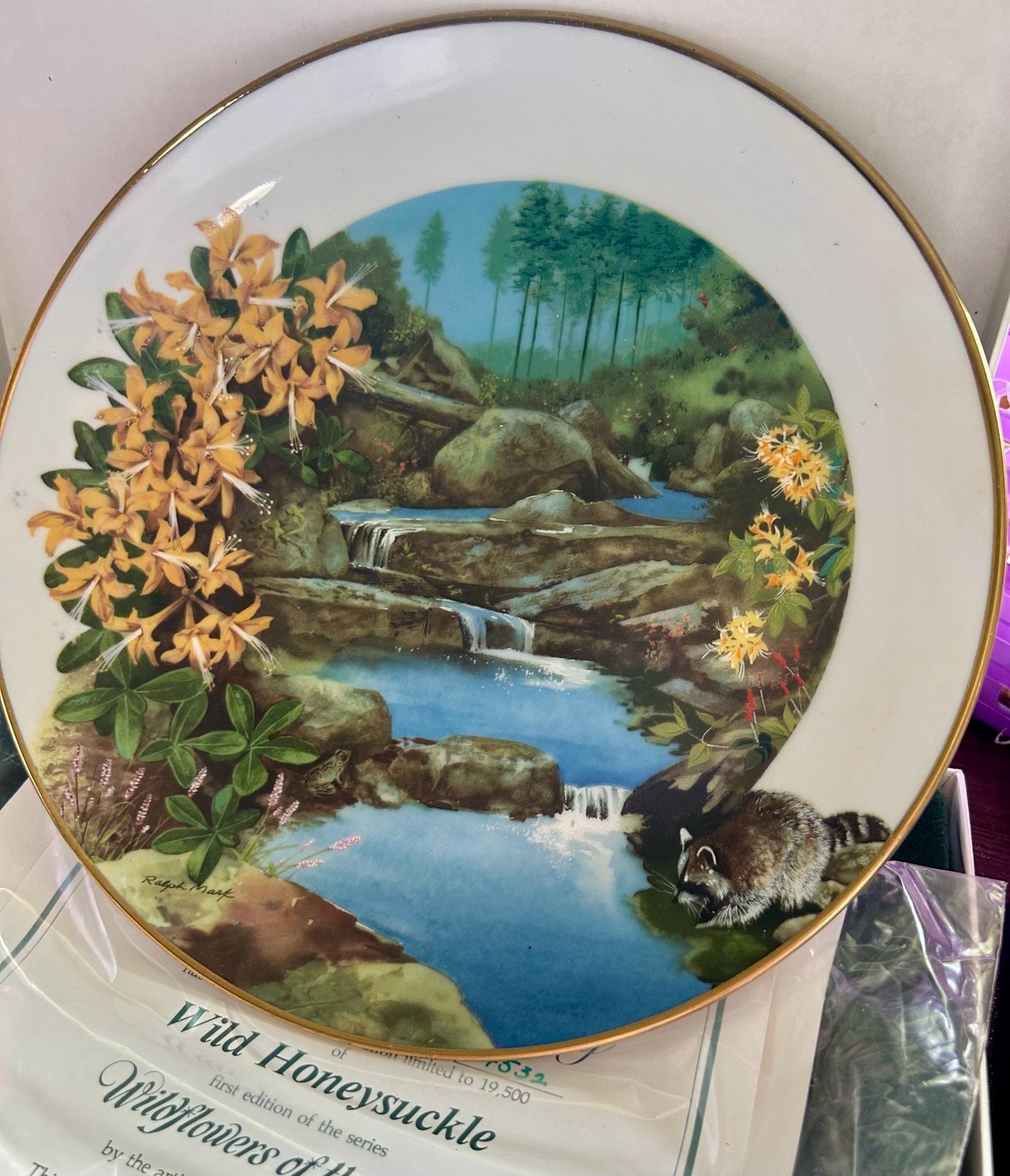 Royal Windsor Wildflowers of the South Wild Honeysuckle Collector Plate 1