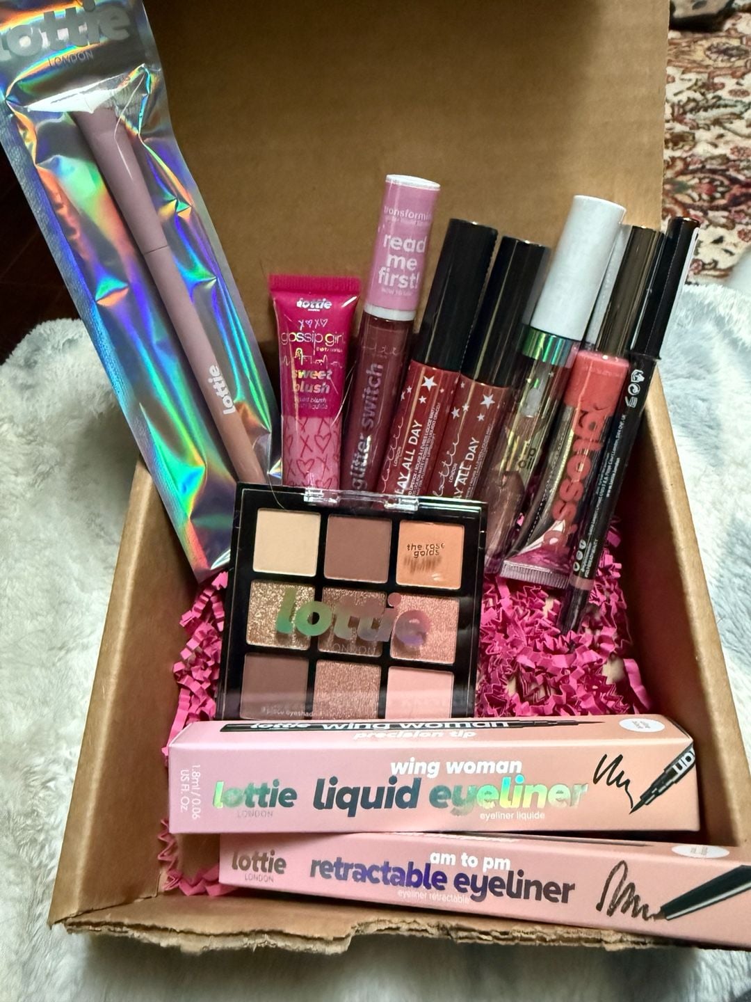 New sealed Lottie London Full Makeup Bundle set cruelty free and vegan 1