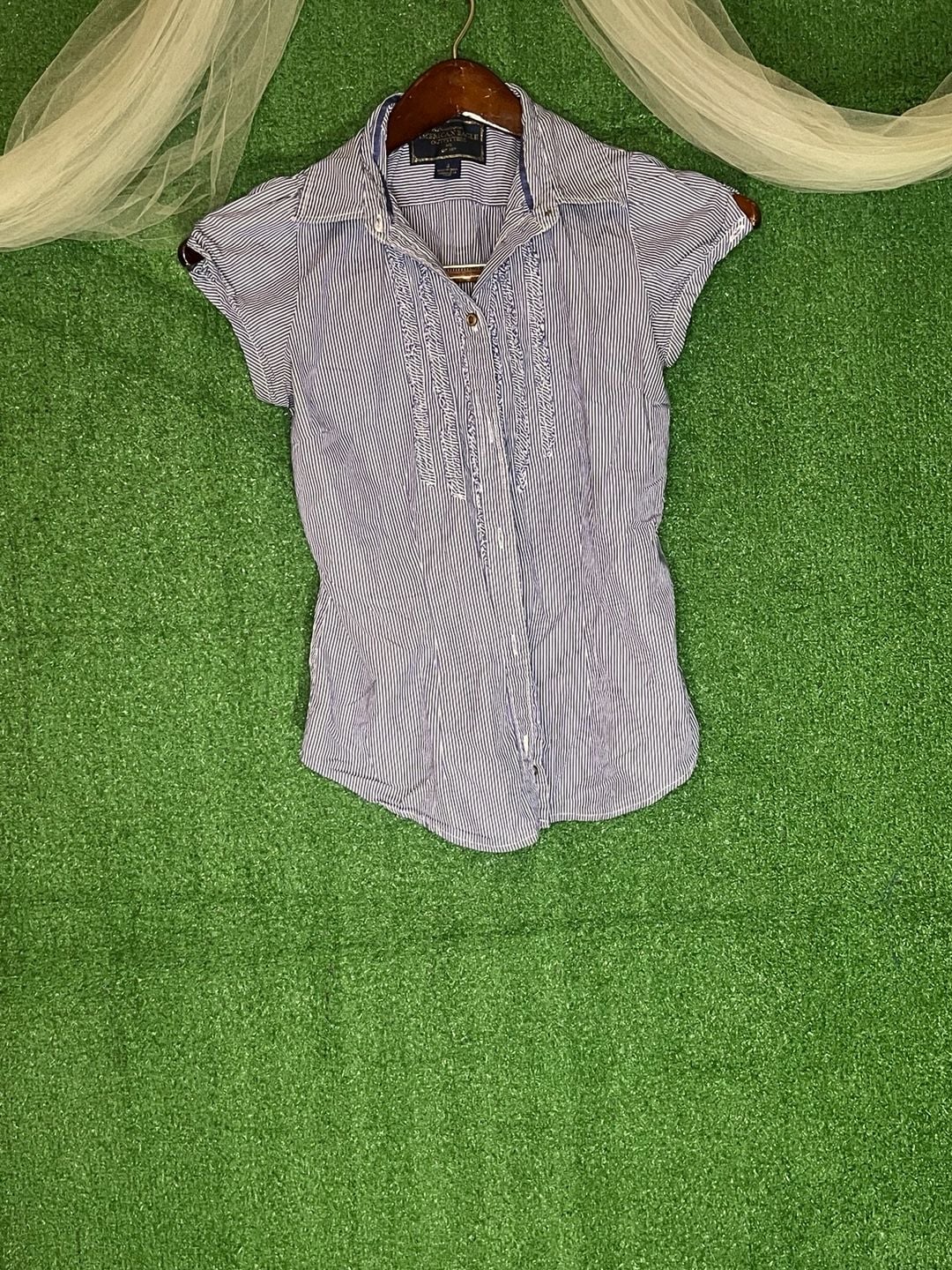 American Eagle Outfitters 2