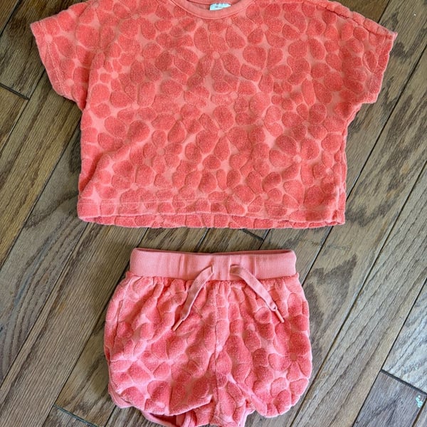 Hanna Andersson Coral Pink Terry Cloth Floral 2-Piece Top and Shorts Set Size 100 cm / US 4
