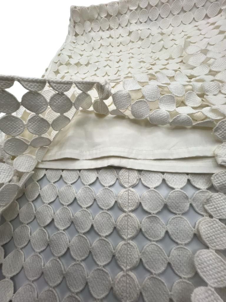 White House Black Market Ivory Laser Cut Circle Pattern Midi Skirt Size 4 3
