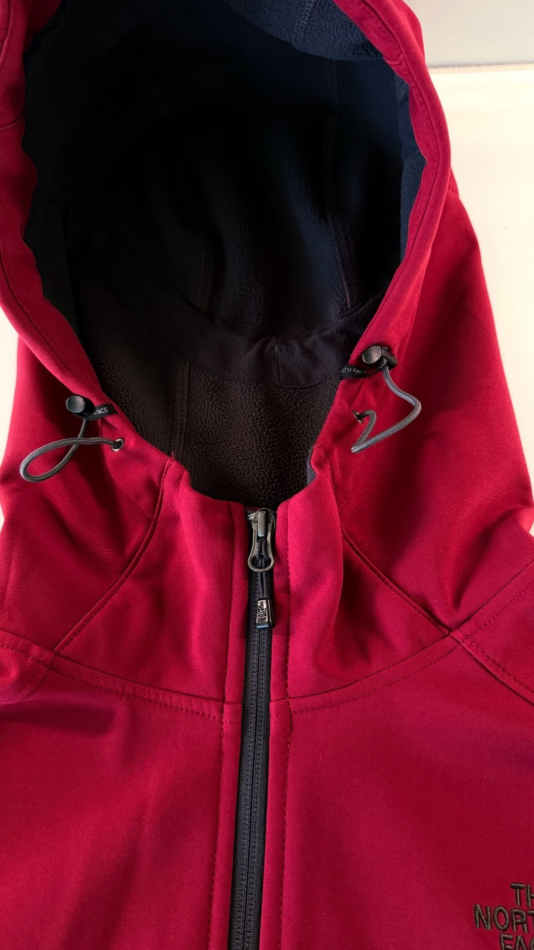 Men’s The North Face Jacket: Apex Bionic Hooded Softshell Jacket - Large 5