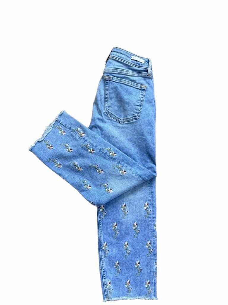 Pilcro and the Letterpress Floral Embroidered Crop Raw Hem Jeans Size 25 13
