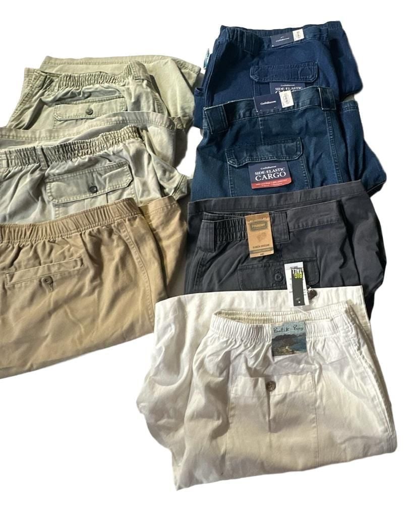 Lot (7)of Mens Casual Cargo Shorts Assorted Brands Size 50 1