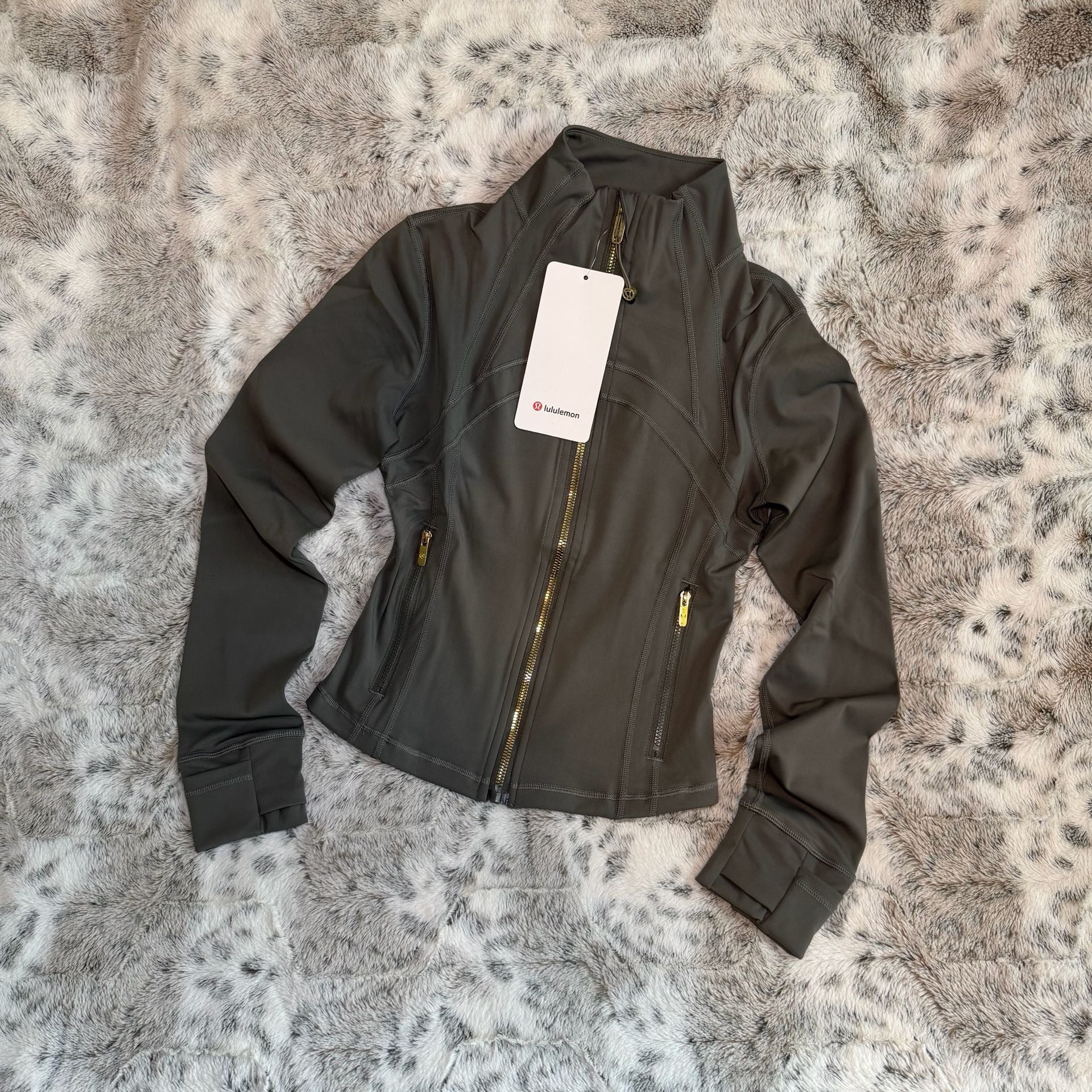 Lululemon Define Cropped Jacket Nulu and Leggings Set Size 4 Gray 2