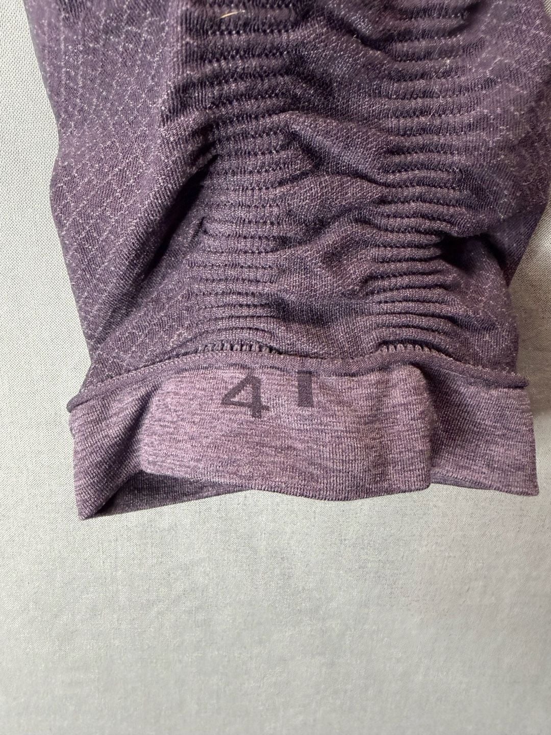 Lululemon In The Flow Crop Ruched Ribbed Seamless Leggings Purple Size 4 5