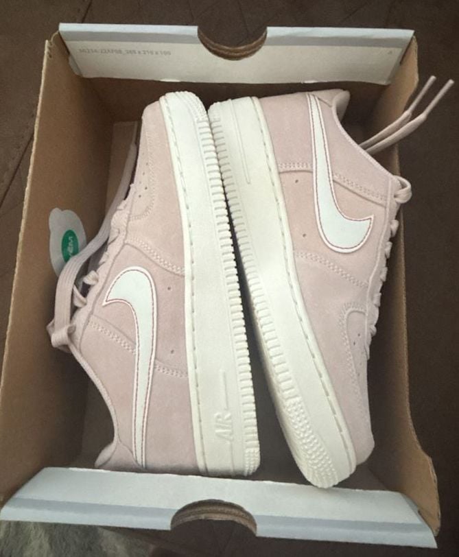 Nike Air Force 1 LV8 Silt Red/Sail Suede Sneakers 2