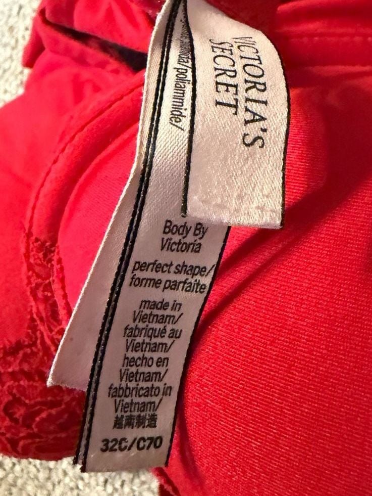 Victoria's Secret Body By Victoria Perfect Shape Bra 32C Red Lace 3