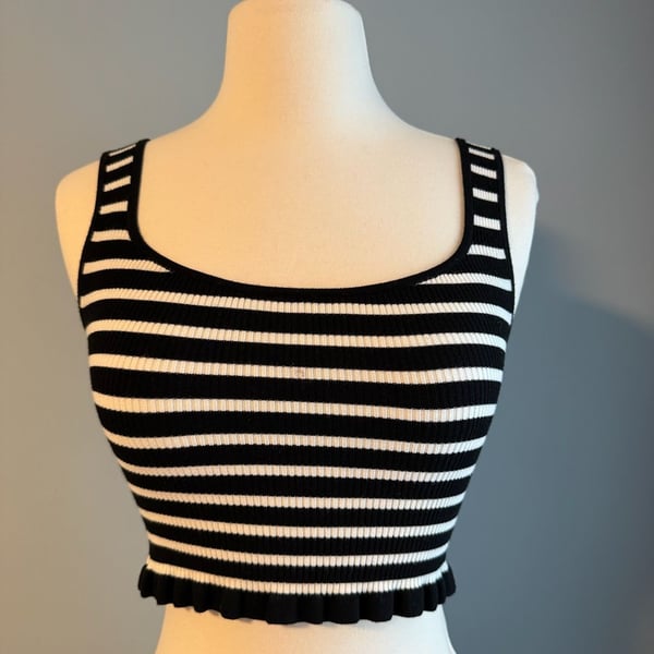 Wilfred Aritzia Brio Tank Black White Striped Ribbed Knit Cropped Top 