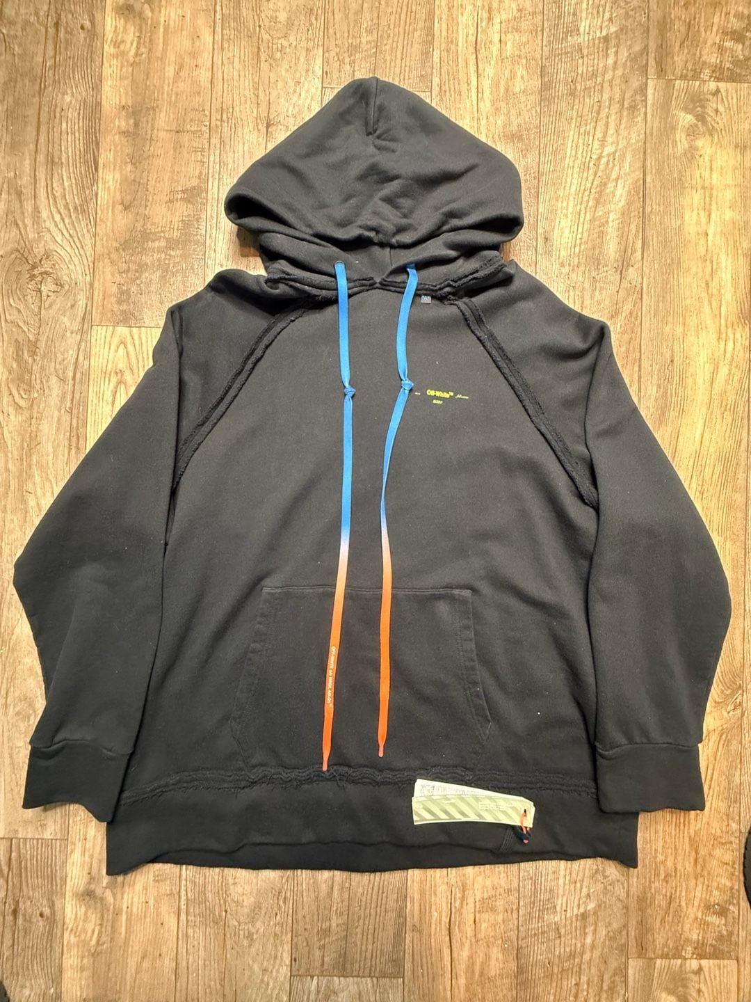 Off-White FW20 Acrylic Arrows Incomp Hoodie Black Yellow 2