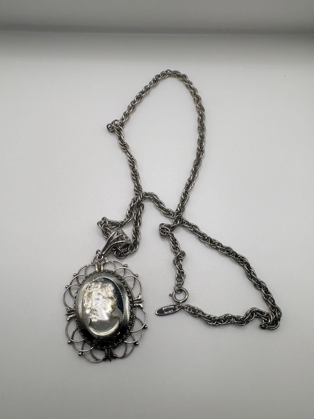 Whiting & Davis Vintage Silver Tone Mirrored Cameo Pendant Necklace 2