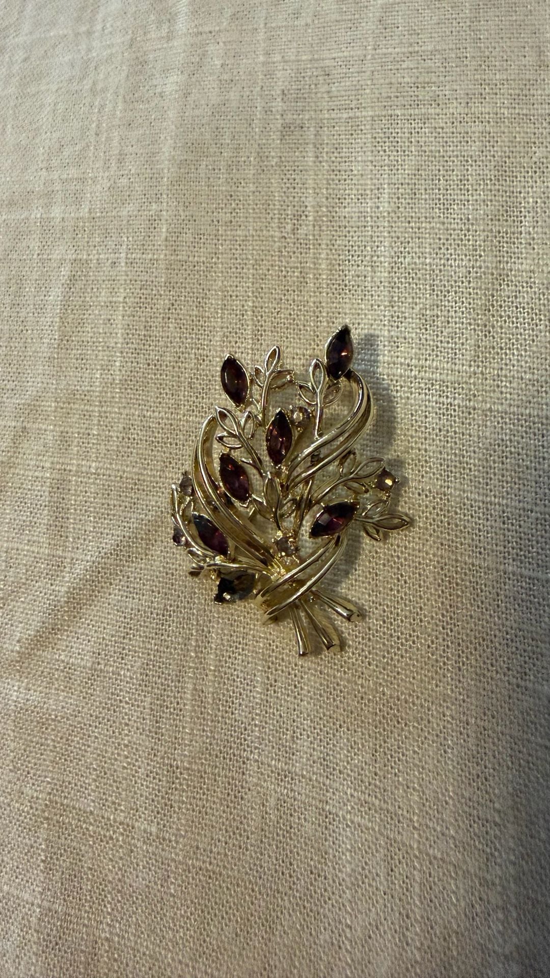 Vintage Lisner Gold Tone Floral Bouquet Brooch with Purple Rhinestones 2