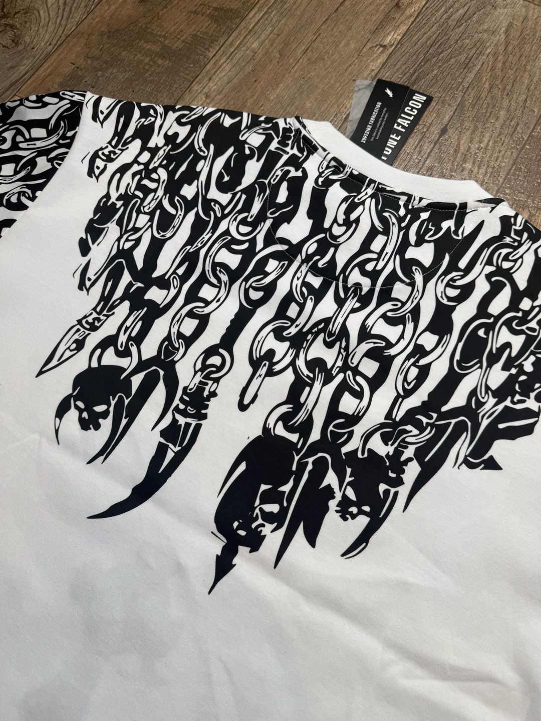 Stone Falcon Chain and Skull Graphic Short Sleeve T-Shirt Size XL 6