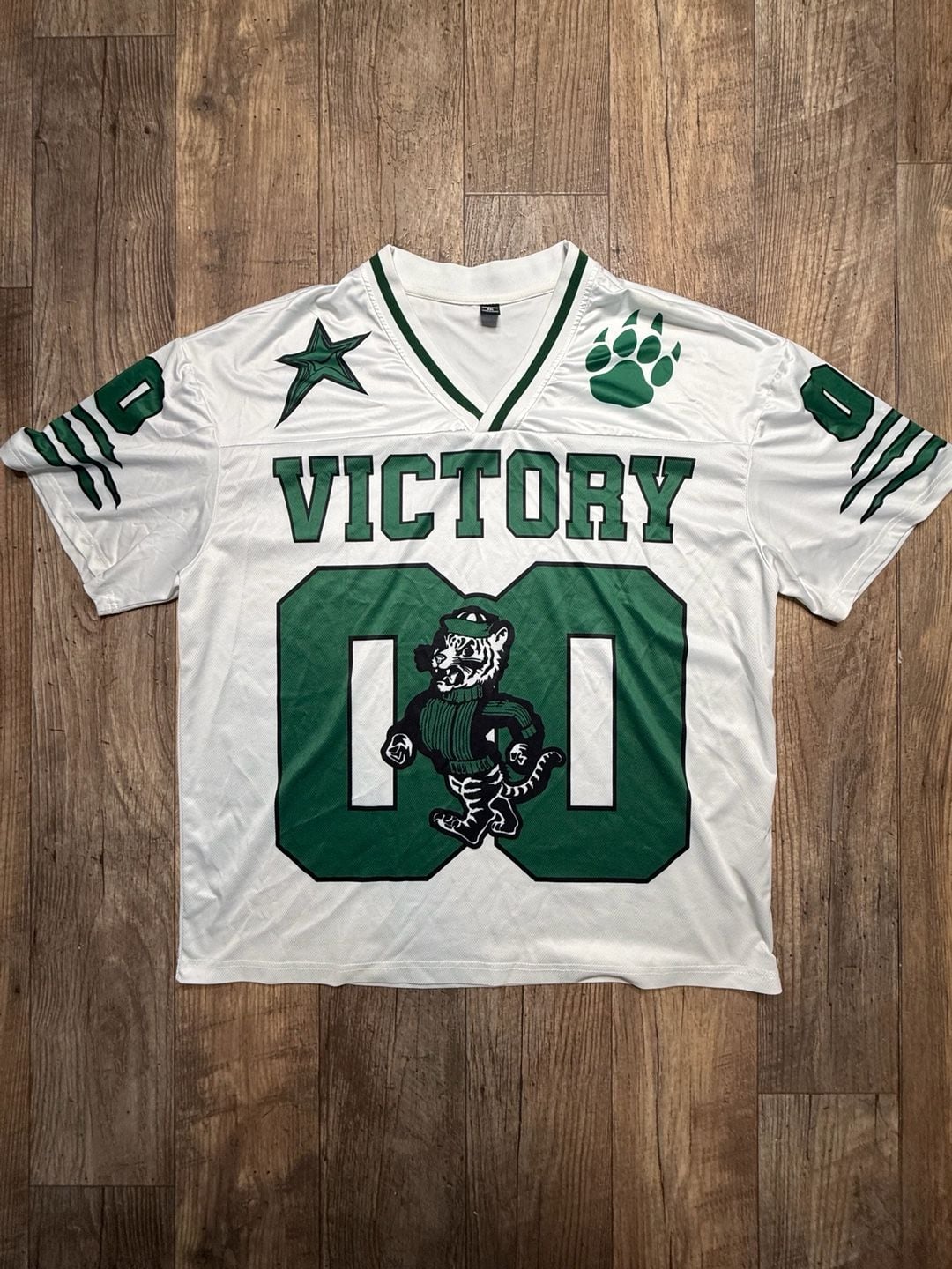 Manfinity Victory Football Jersey Short Sleeve Mesh Graphic Tee White Green XXL 2