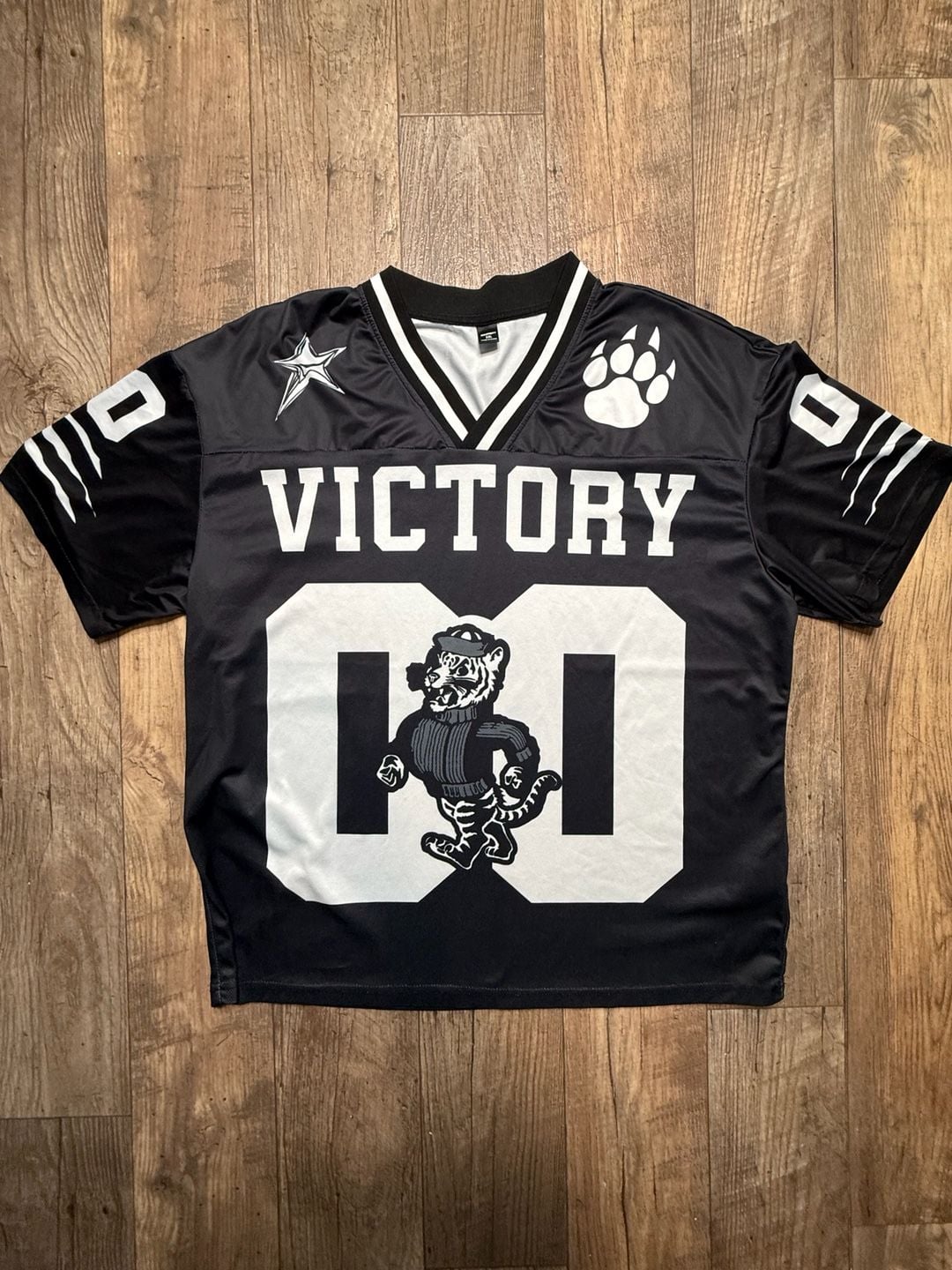 Manfinity Campus Court Men's Victory Graphic Print Jersey Shirt Size XXL 2