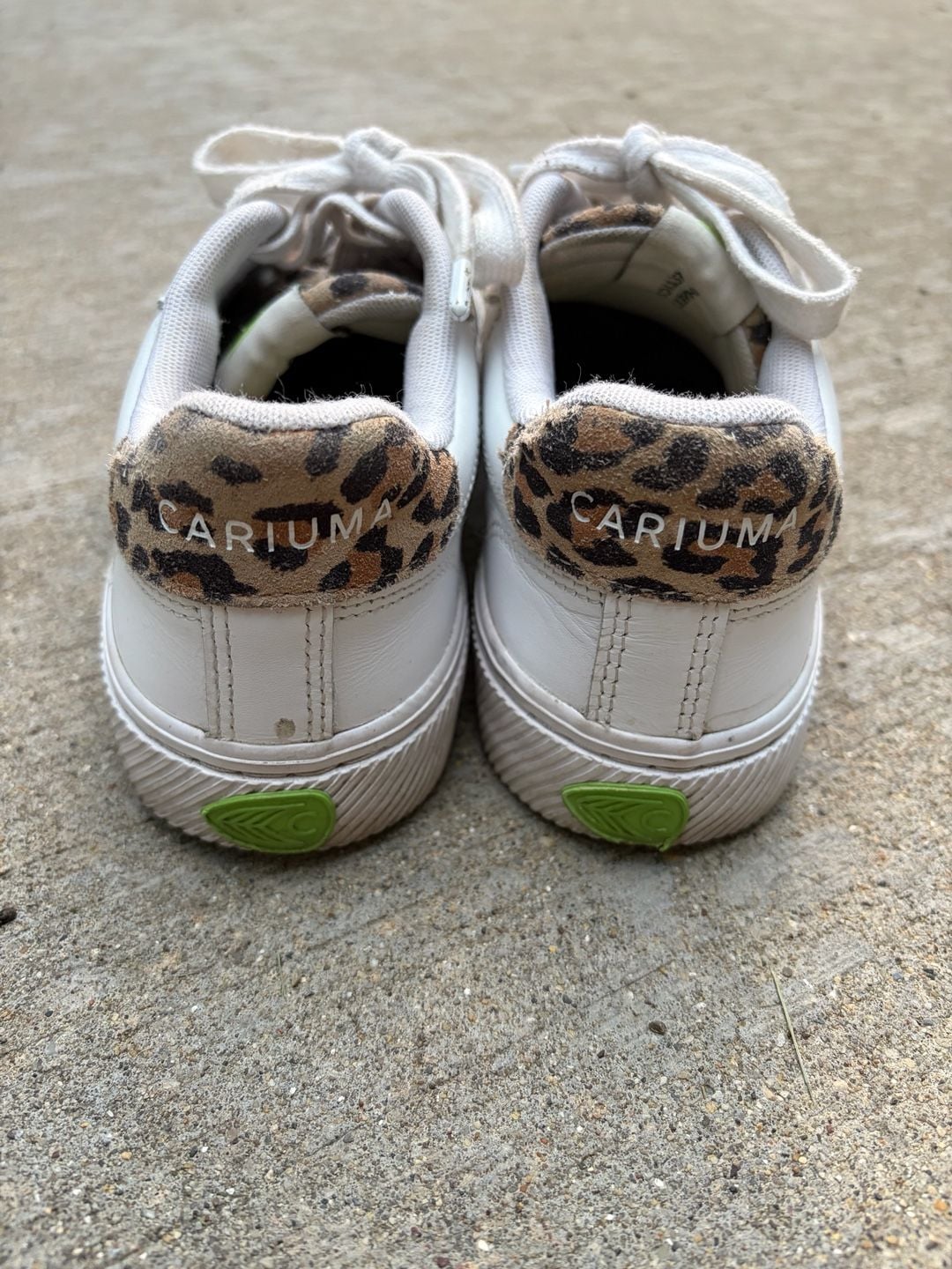 Cariuma Salvas White Leather Sneakers Cheetah Print Size 6.5 5