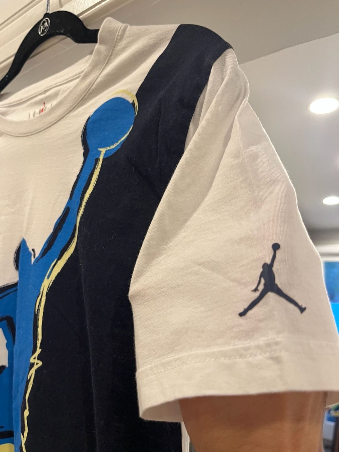 Jordan Jumpman Graphic Logo Colorblock T-Shirt White Blue Yellow Boys XL 5