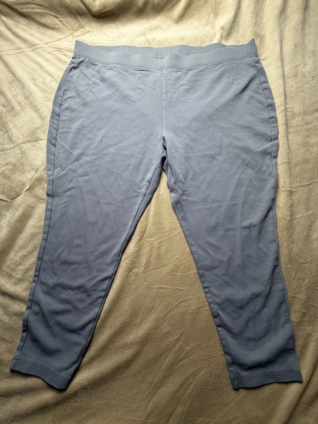 women with control light gray soft sculpt crop leggings petite 1xp 2