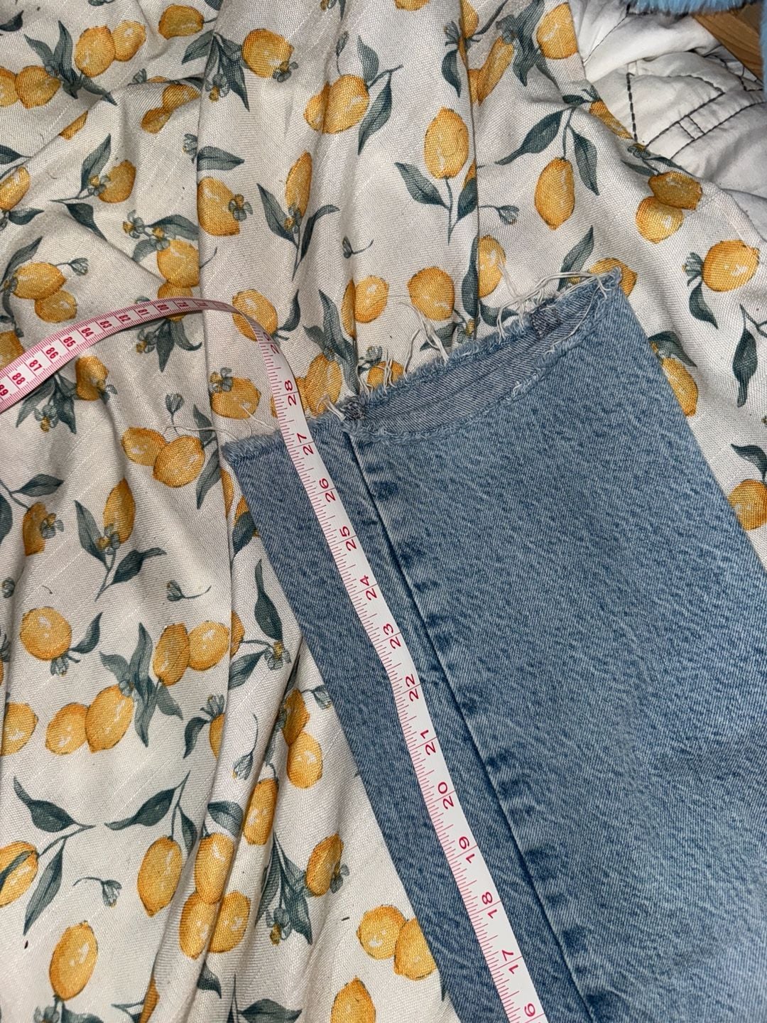 Zara High-Rise Light Wash Denim Straight Leg Jeans Size US 4 / EUR 36 7