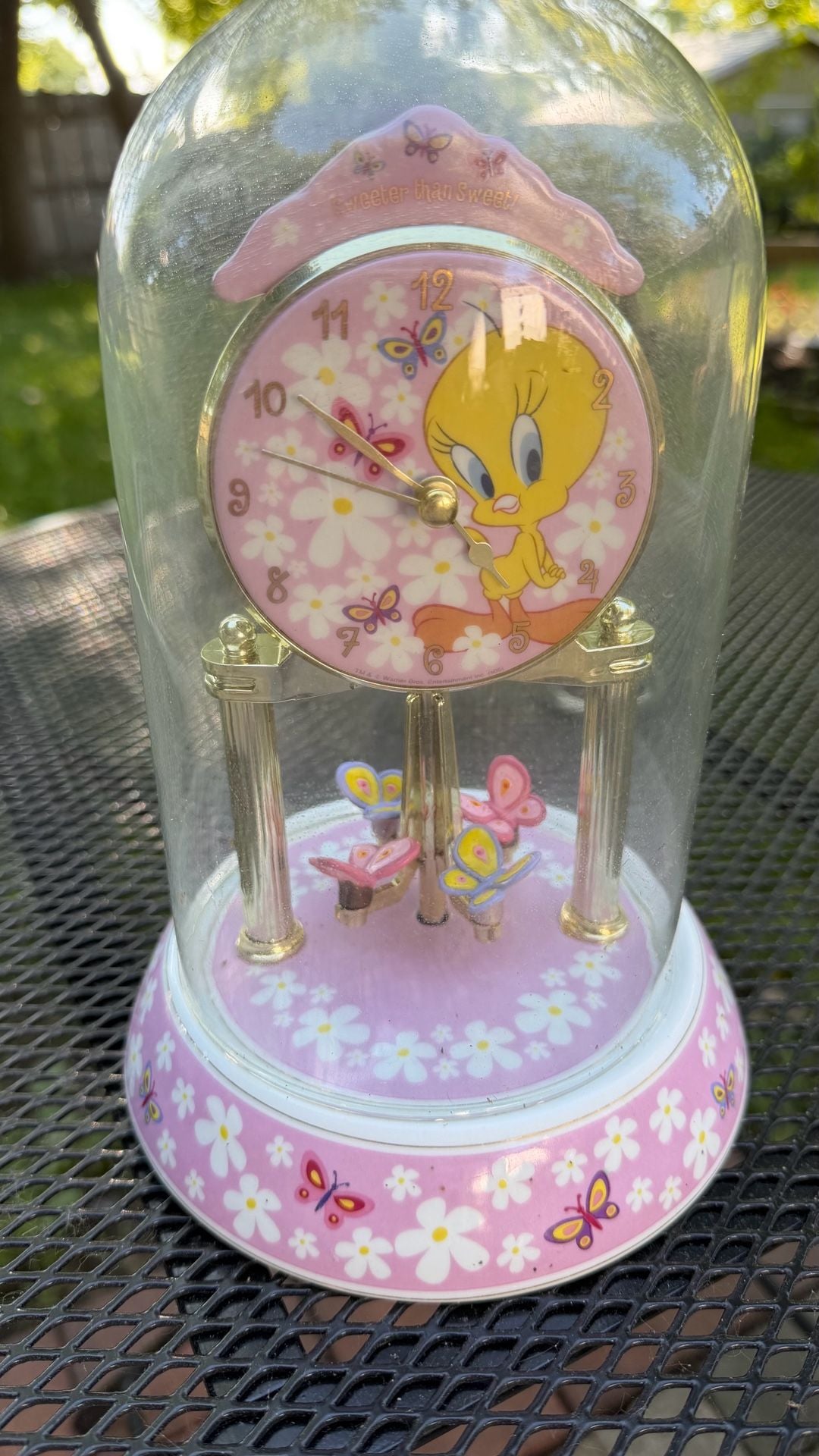 Looney Tunes Tweety Bird Sweeter Than Sweet Anniversary Domed Glass Clock 2