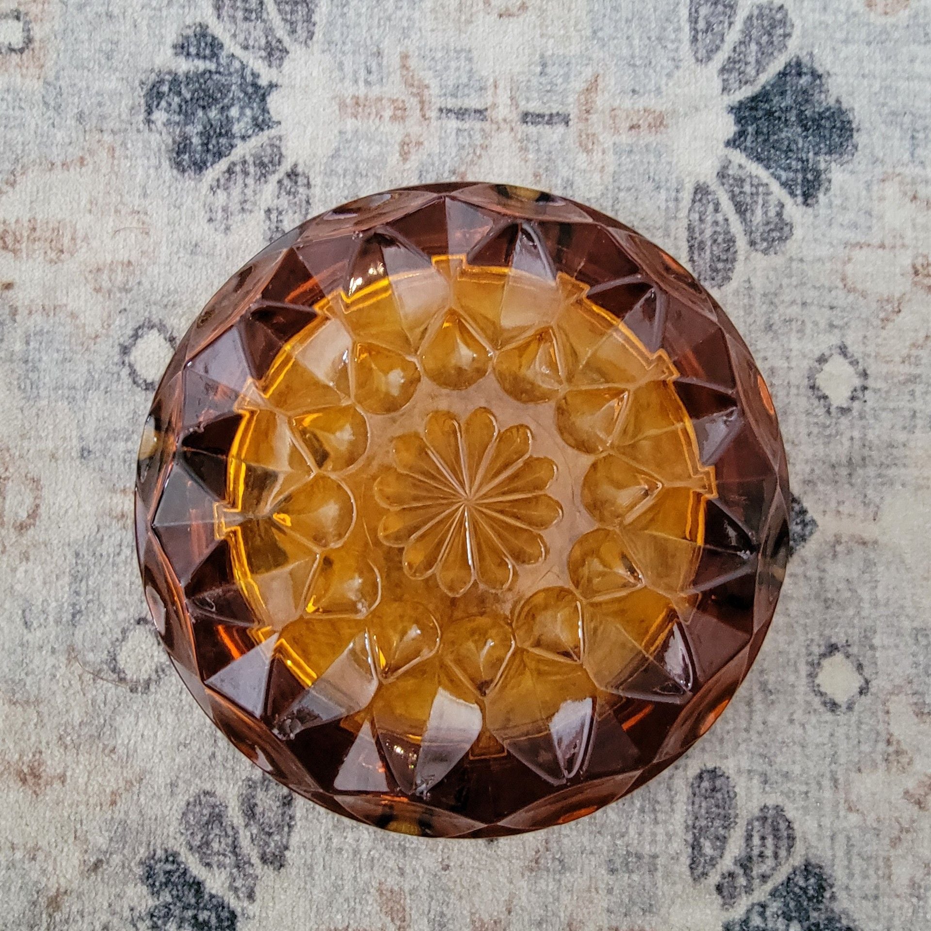 Vintage Anchor Hocking Amber Glass Ashtray, Fairfield Starburst Pattern 2