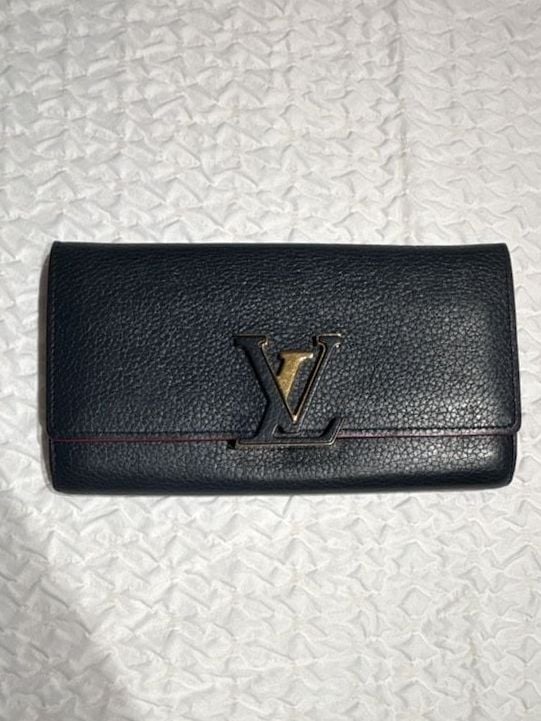 Louis Vuitton Capucines Long Wallet Navy Blue Taurillon Leather Pink Trim LV 2