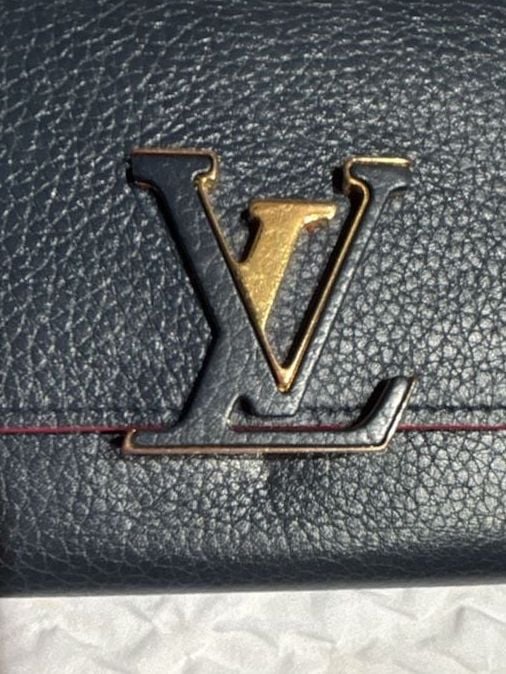 Louis Vuitton Capucines Long Wallet Navy Blue Taurillon Leather Pink Trim LV 4