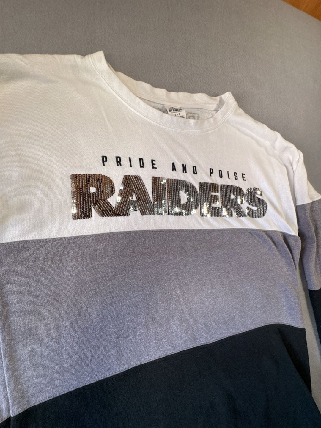 Victoria's Secret PINK NFL Las Vegas Raiders Pride and Poise Sequin Long Sleeve T-Shirt Size S 4