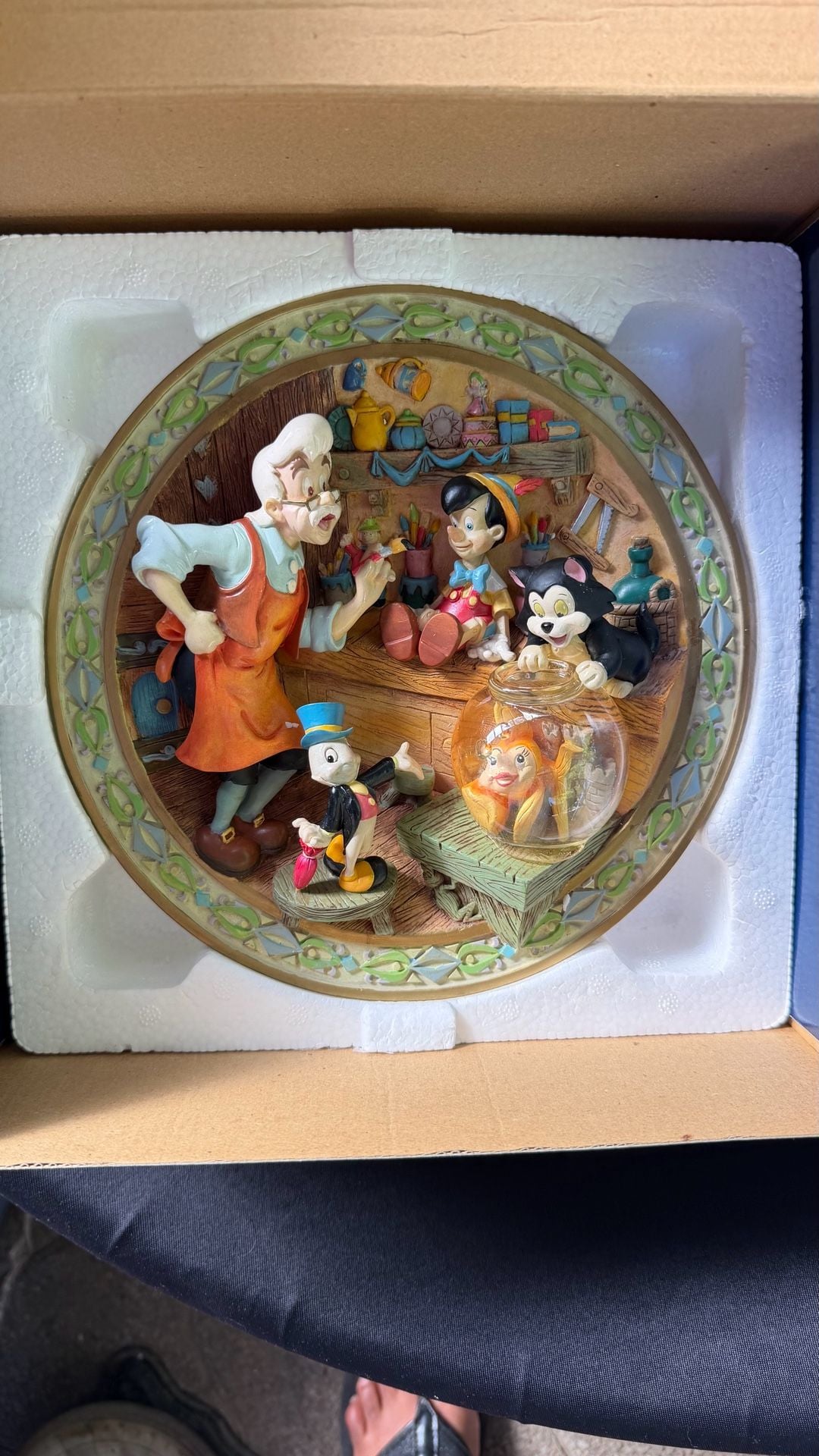 Walt Disney Gallery Pinocchio I'll Call Him Pinocchio 3D Collectible plate. 1
