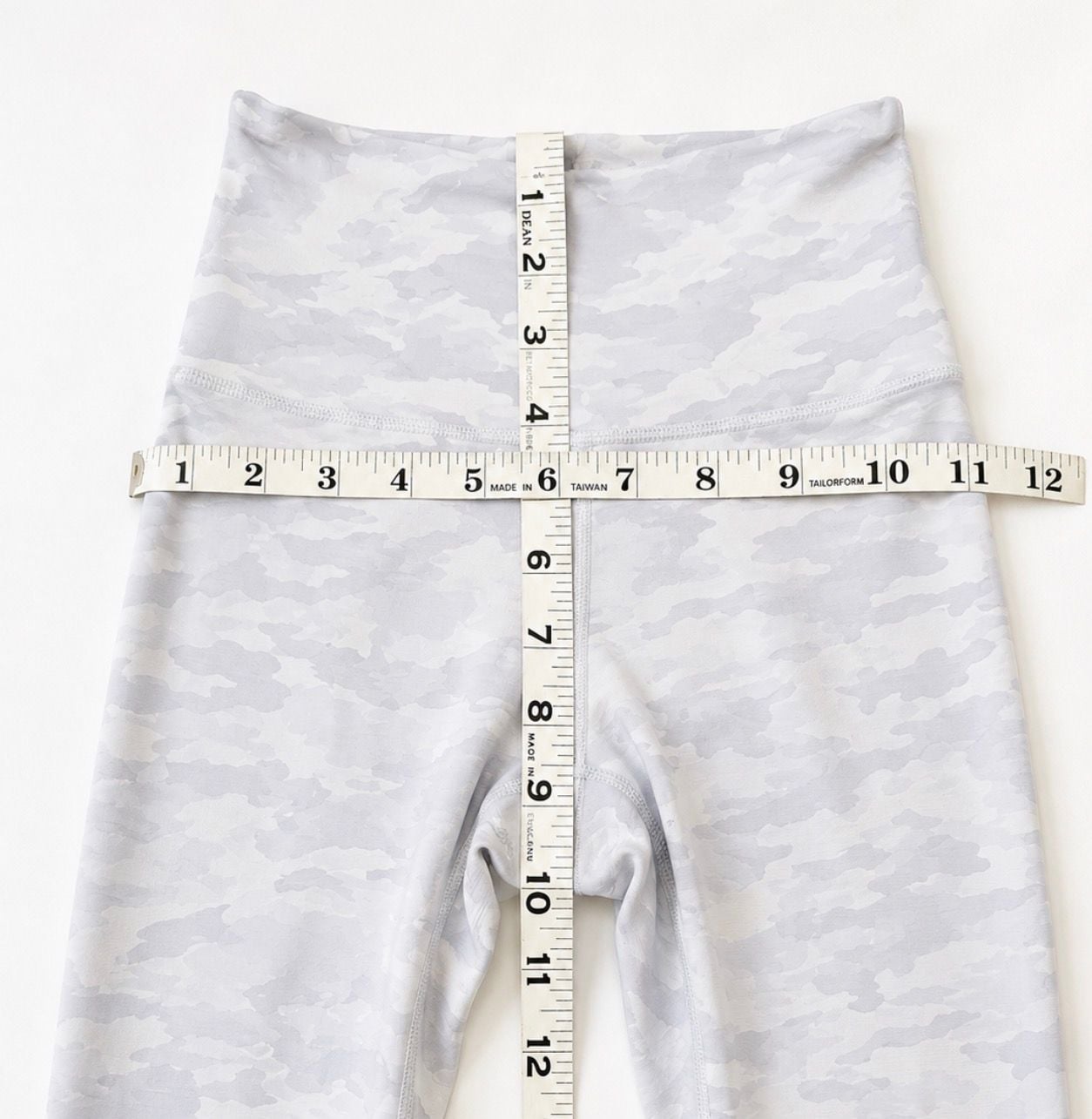 Lululemon Wunder Under HR 25” Luxtreme Camo Leggings Size 2 3
