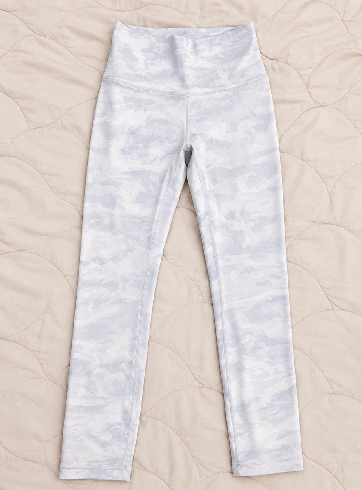Lululemon Wunder Under HR 25” Luxtreme Camo Leggings Size 2 6